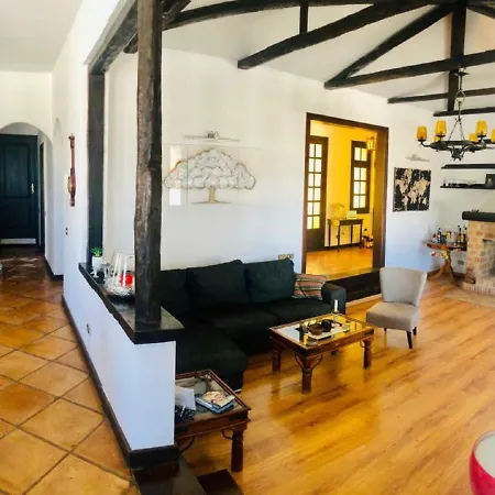 Nyaraló Canarian Country House