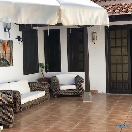Canarian Country House * Адехе